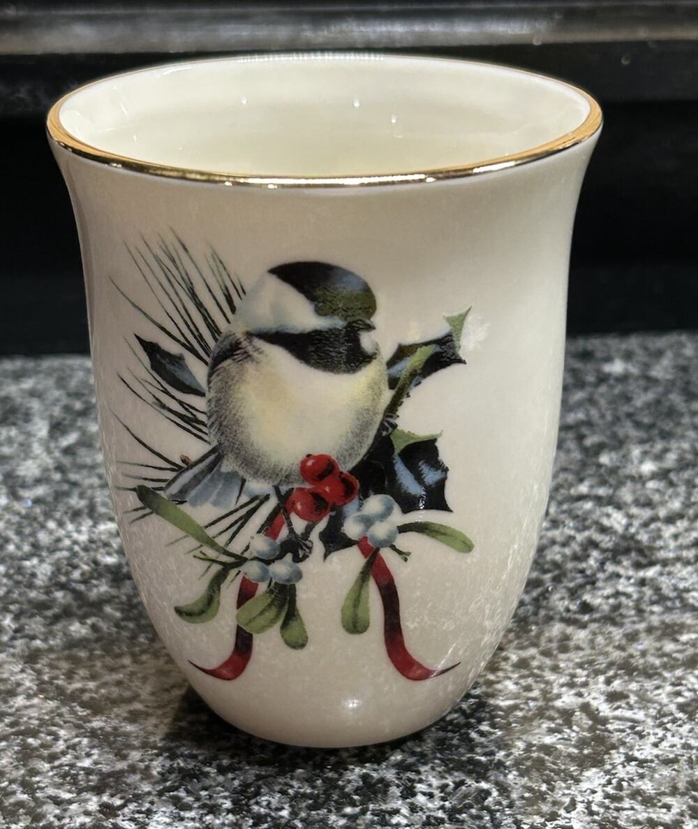 Lenox 4” Bathroom Tumbler WINTER GREETINGS Chickadee American Home Collection